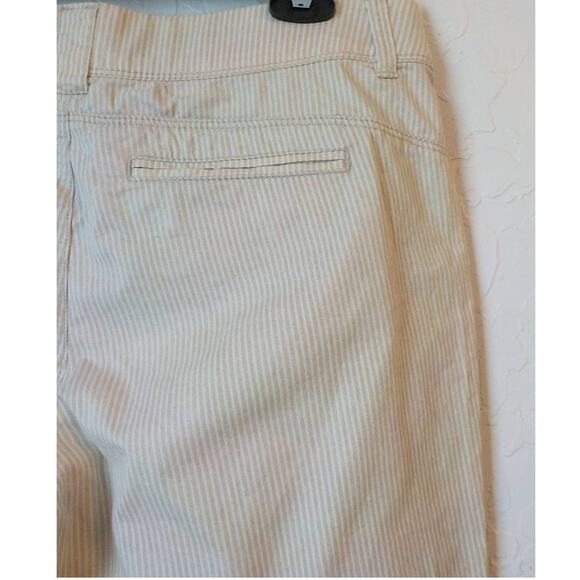 Intro Jonathan Ross Striped Capri Pants Women size 8 Petite Beige White Stretch - Picture 5 of 10